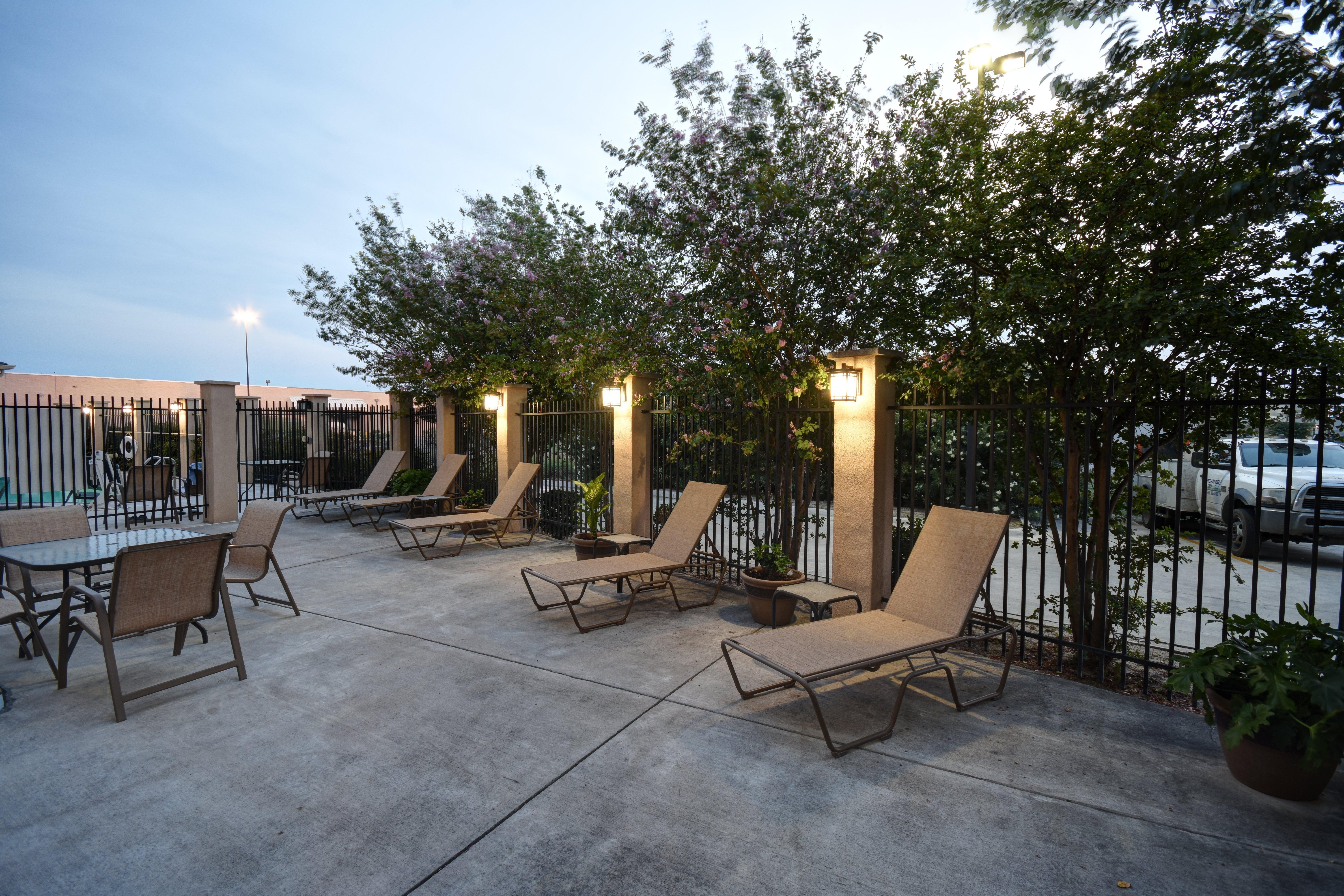 Holiday Inn Express & Suites Del Rio By Ihg Luaran gambar