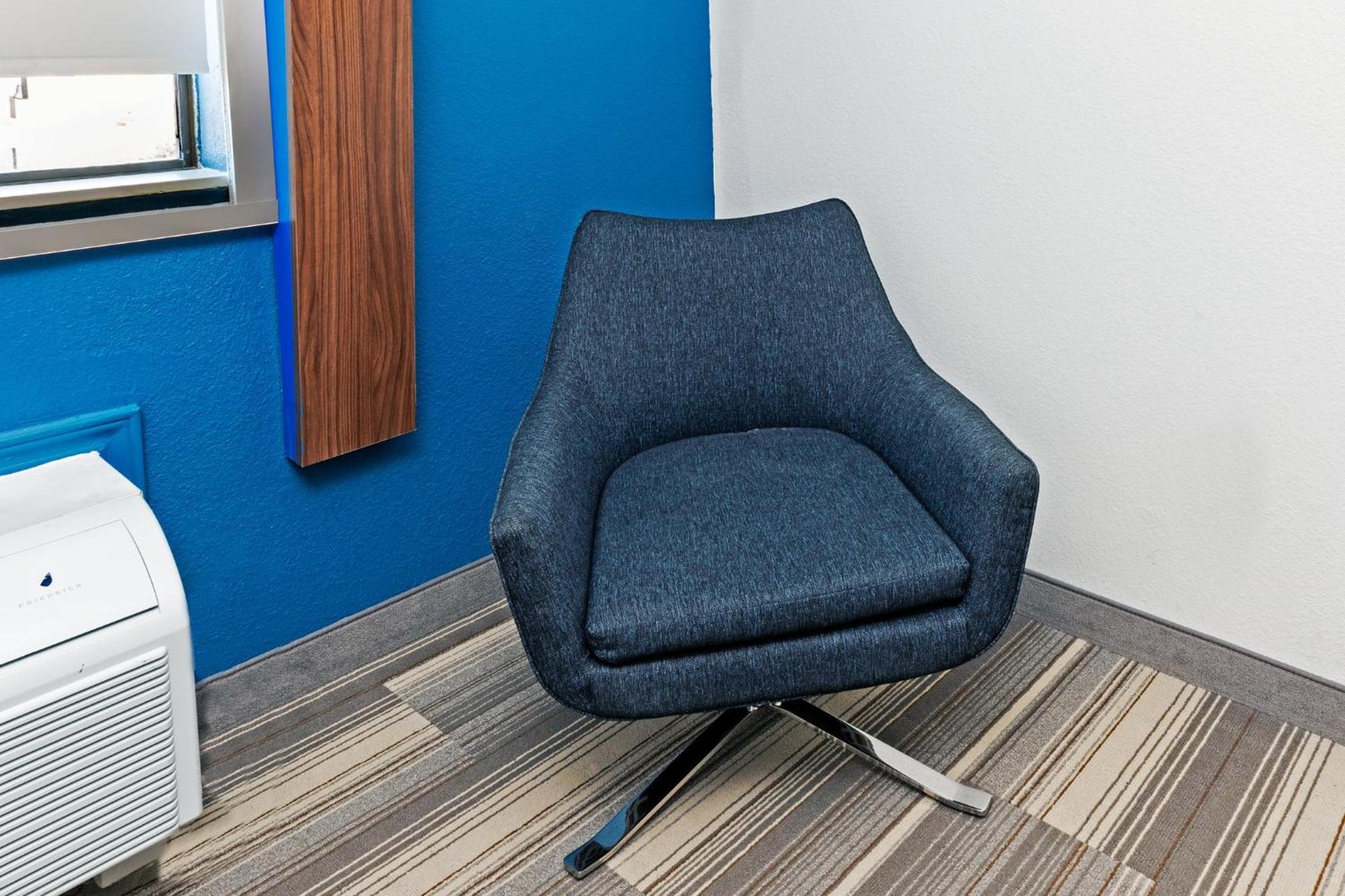 Holiday Inn Express & Suites Del Rio By Ihg Luaran gambar