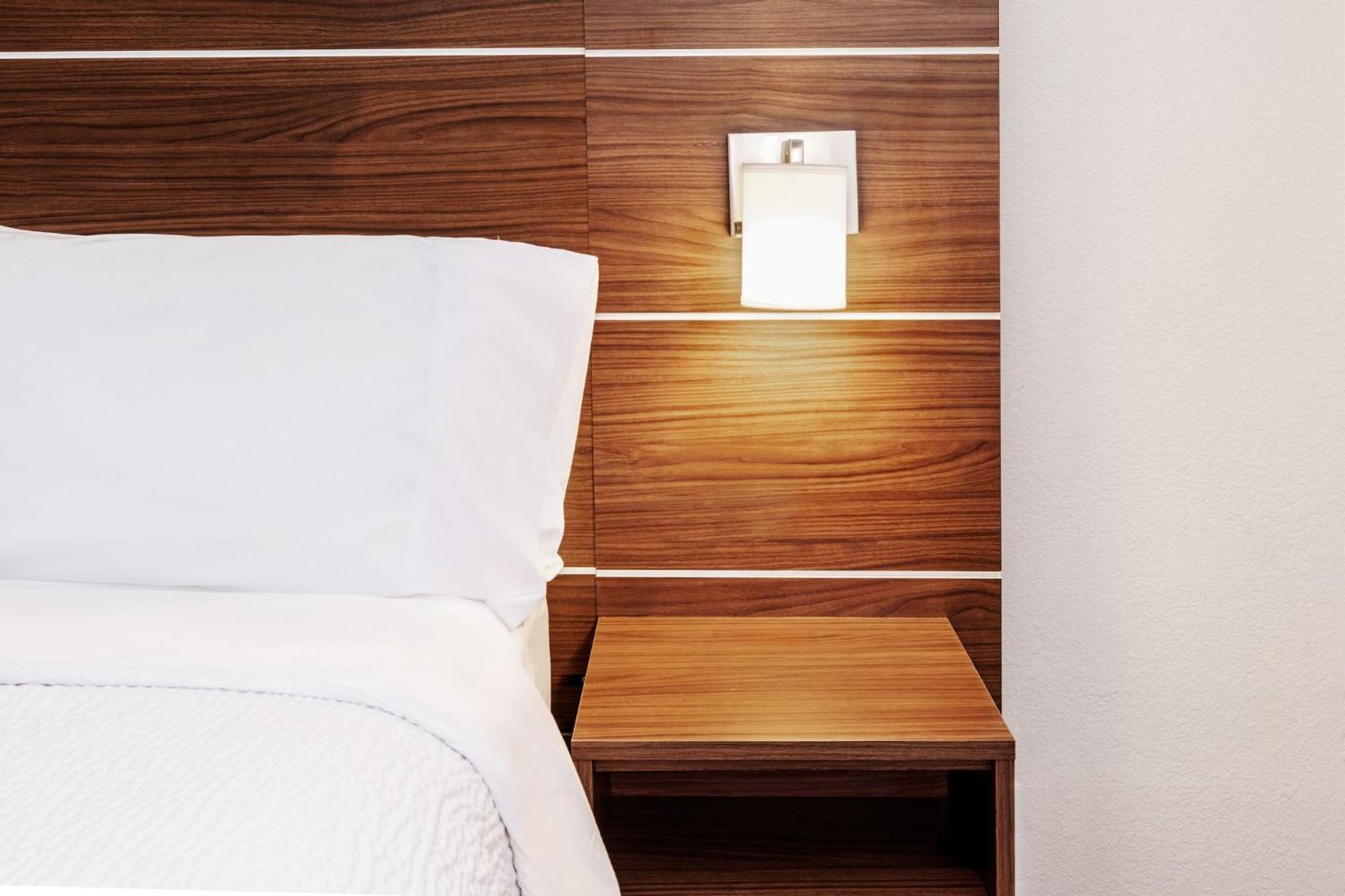 Holiday Inn Express & Suites Del Rio By Ihg Luaran gambar