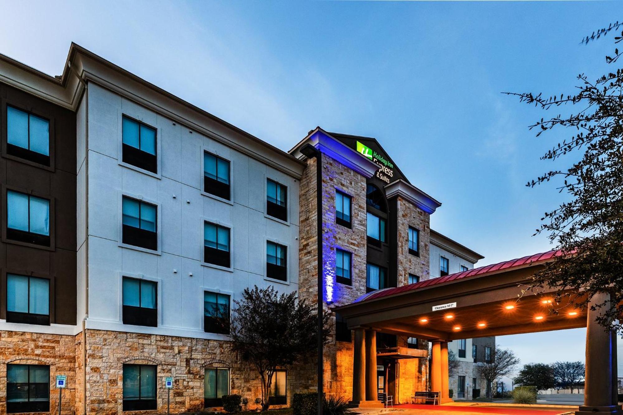Holiday Inn Express & Suites Del Rio By Ihg Luaran gambar