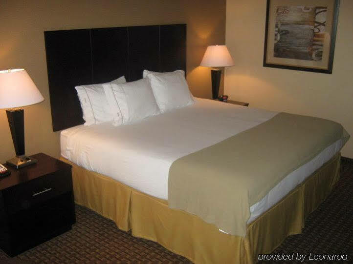 Holiday Inn Express & Suites Del Rio By Ihg Luaran gambar